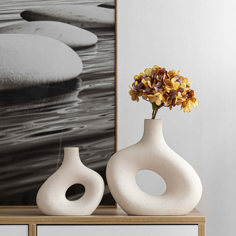 Chic Ceramic Vases (b)