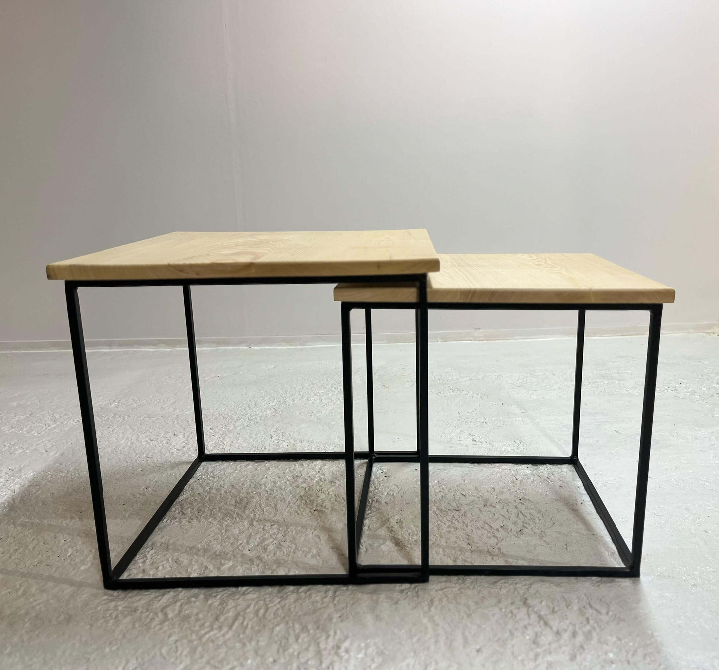 Amalie Nesting Table Set (b)