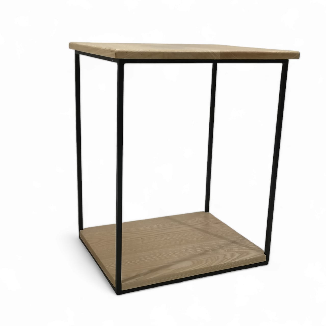 Oskar Side Table (c)