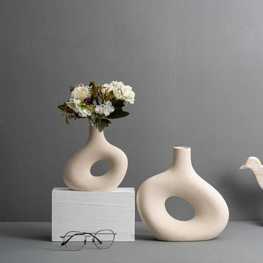 Chic Ceramic Vases (a)